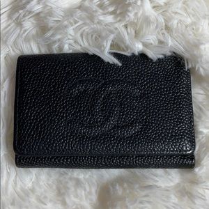 Authentic Chanel Key holder CC Caviar leather